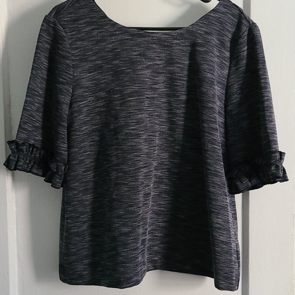 Shell top - Picture 1 of 1